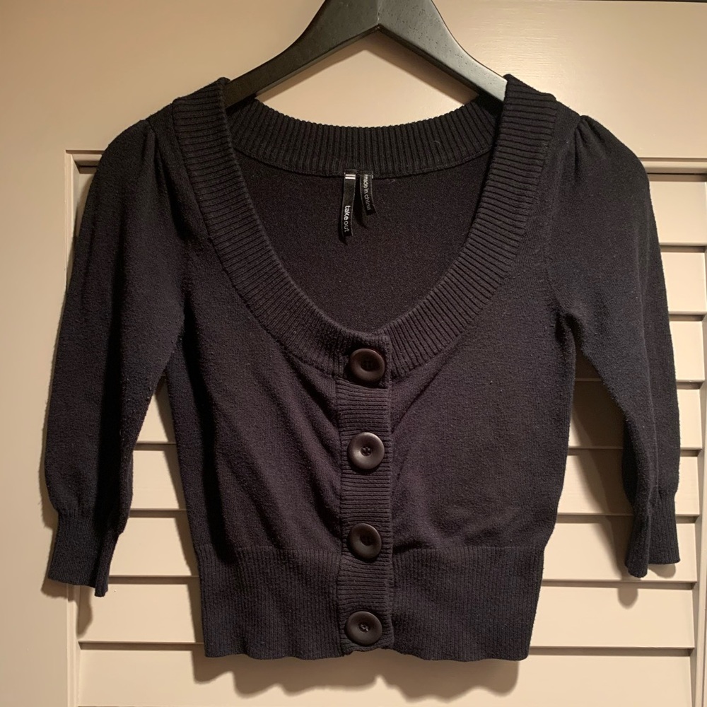 Takeout Cropped Cardigan